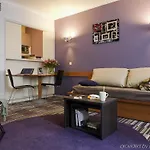 Adagio La Defense Le Parc Апарт-отель