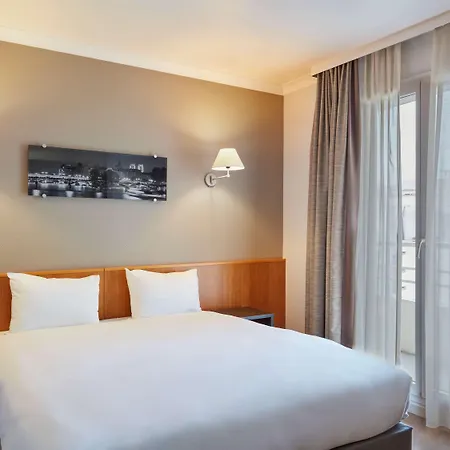 Apart-hotel Adagio La Defense Le Parc Courbevoie
