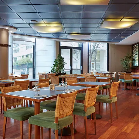 Aparthotel Adagio La Defense Le Parc Courbevoie