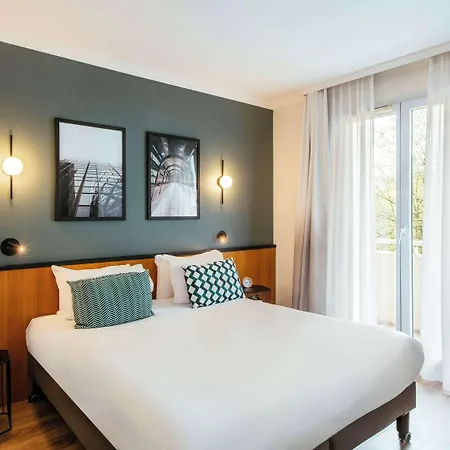 Aparthotel Adagio La Defense Le Parc Courbevoie