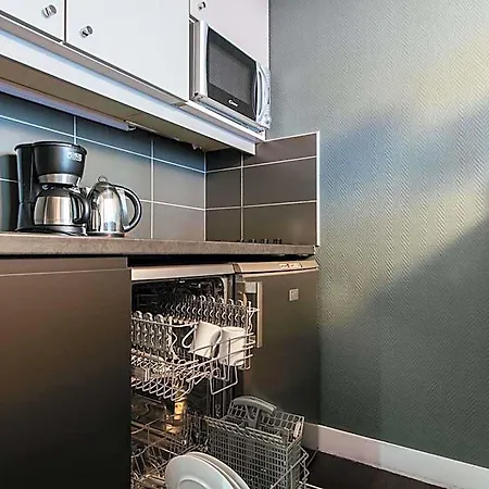 شقة فندقية أداغيو لا ديفانس لو بارك الفندقية 3*