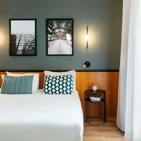 Adagio La Defense Le Parc 4* Courbevoie