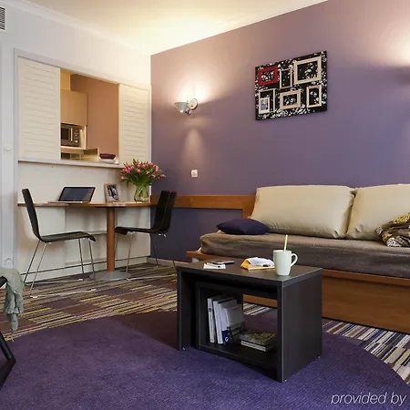 Adagio La Defense Le Parc アパートホテル