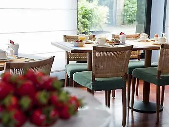 Adagio La Defense Le Parc Lejlighedshotel Courbevoie