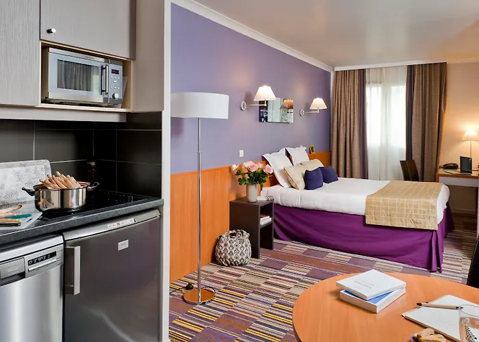 Adagio La Défense Le Parc 3* Courbevoie